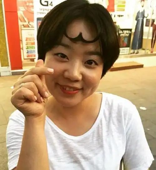 韩国爱心刘海走红网络