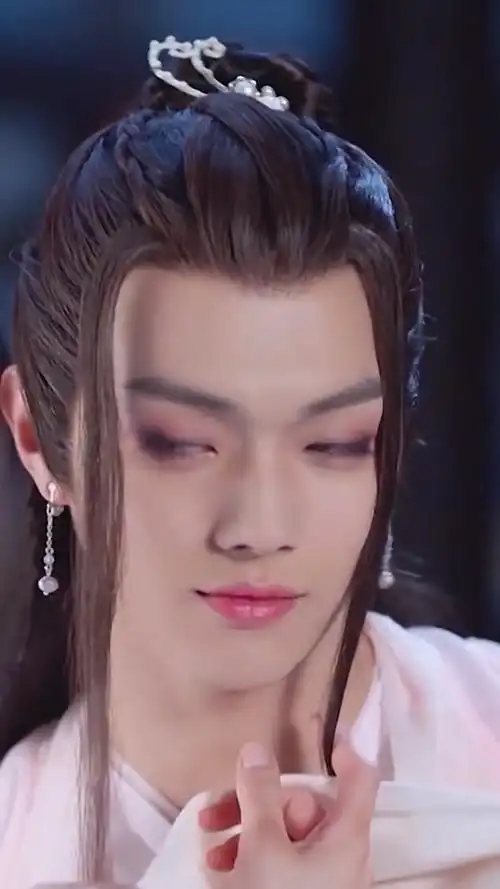 许凯#论女装大佬,还得看许凯,这波女装你爱了吗?