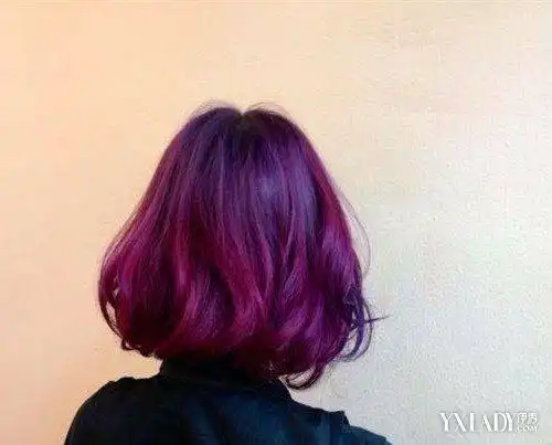【图】流行深紫色头发介绍 做优雅紫色系女神