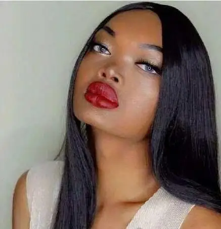 世界上最丑女模特盘点梅勒妮盖多斯最值得敬佩组图