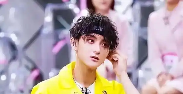 黄子韬因持续高烧出现失声情况宣布取消广州演唱会