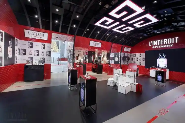 纪梵希神秘地铁 探寻高定香水"禁忌"之旅