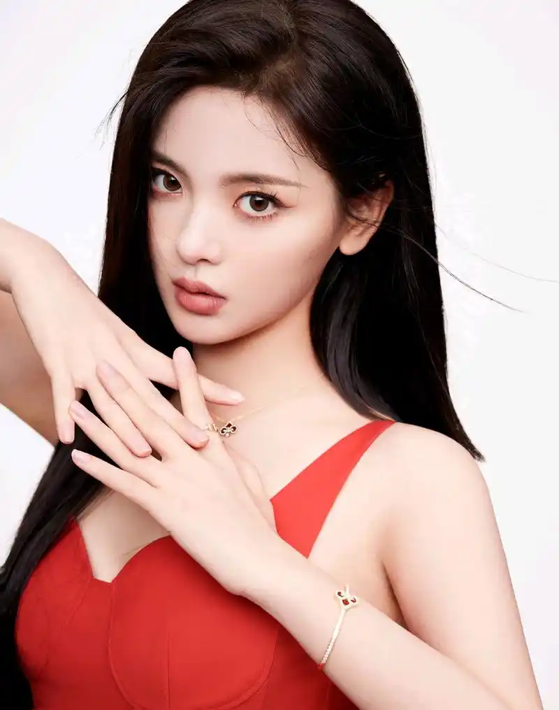 精美图集|杨超越,甜美可爱的女孩