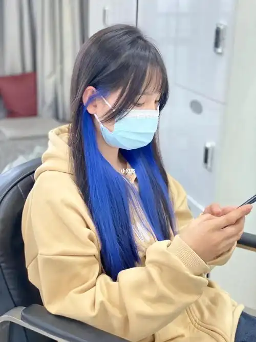 染吧[优惠券r]染这个发色,谁染谁被夸到爆,挂耳染蓝色挂耳染蓝色发色