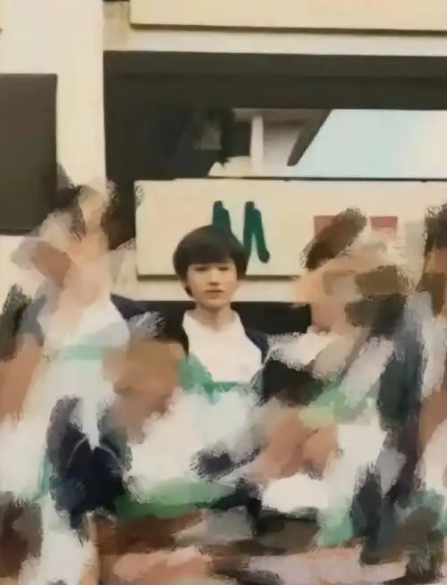 校服轩好萌啊(2961 . 6129)#宋亚轩