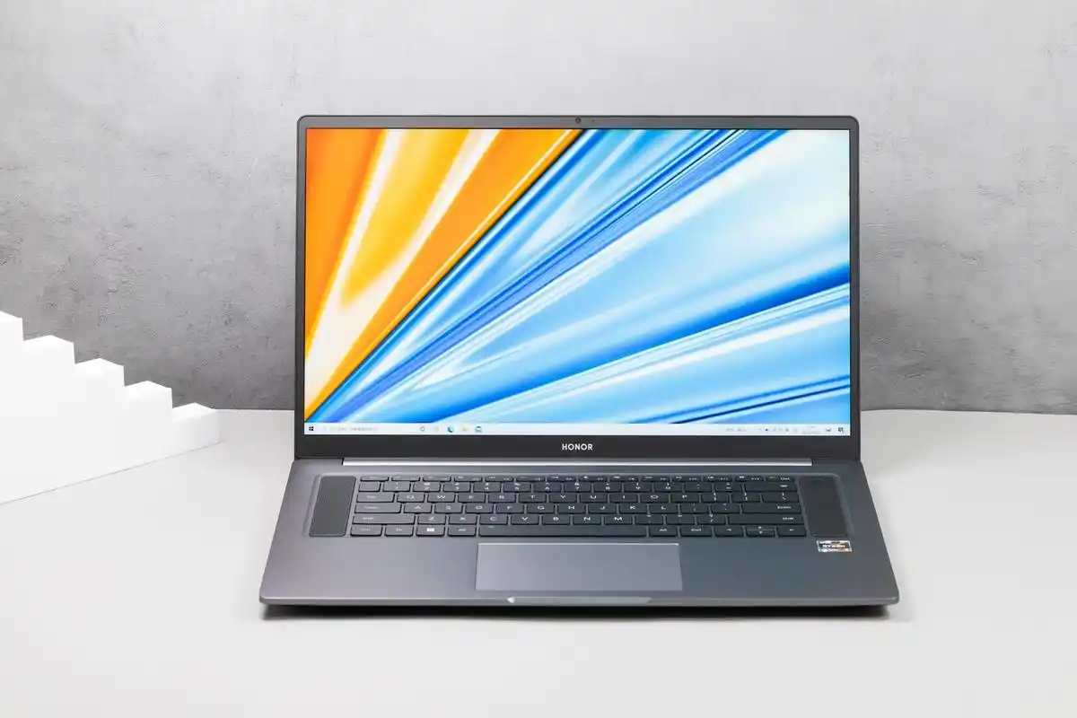 荣耀magicbook16pro笔记本评测全面屏高能生产力工具