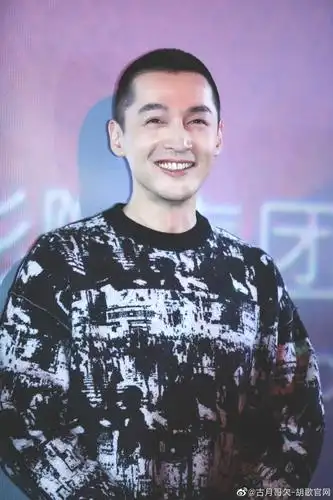 胡歌寸头发型检验美男标准!圈中男星轮流挑战