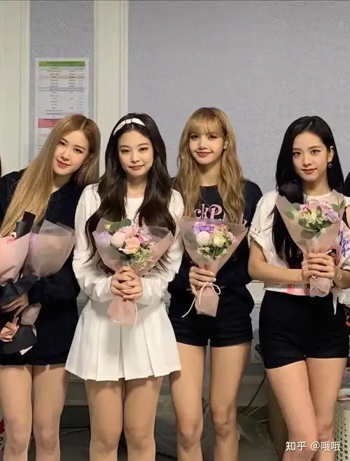 有有没有什么超美无水印的blackpink照片? - 知乎