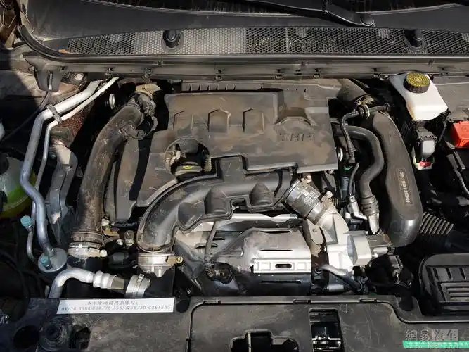 与汽车的噪音关系不大汽车噪音主要来自轮胎与路面摩擦,发动机轰鸣,各