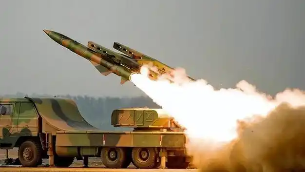 未来一旦爆发战争我国一天能造出多少枚导弹日产5万可行吗