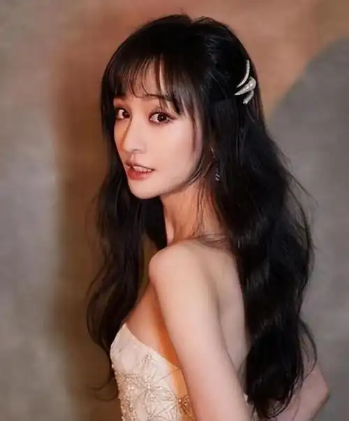 已无财产可供执行的郑爽,要面临的绝不光是随时被起诉|张翰|张恒|李钟