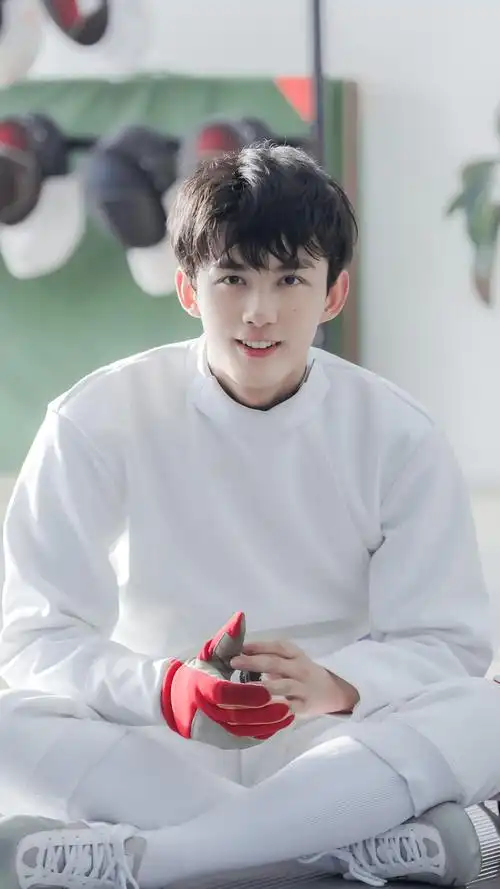 吴磊- 堆糖,美图壁纸兴趣社区