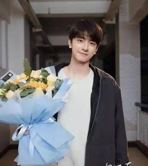 井柏然刘雯热恋被阻挠?赵樱子引众怒下线了?_周迅_高调_资源