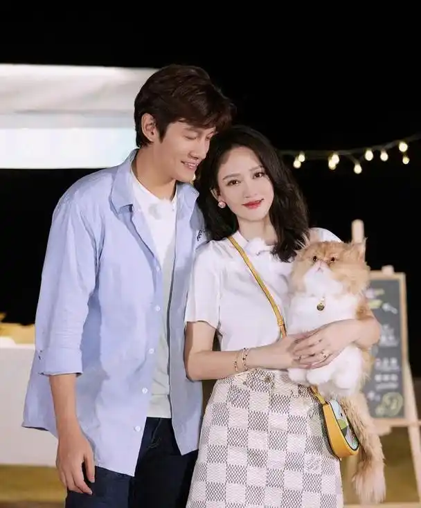 陈乔恩的一生都在被湖南台记录,特别是与他老公真的好恩爱幸福啊