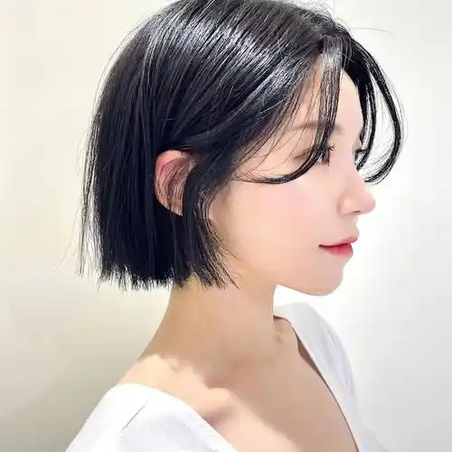 护肤|十款看一眼就爱上的短发发型,清新时尚显脸小,可甜可盐又显气质