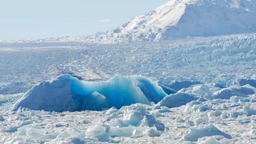 蓝色冰川壁纸