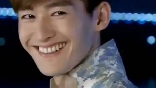 原来张翰笑表情包是冲张云龙笑的