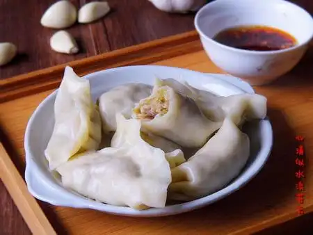 东北酸菜大饺子_东北酸菜大饺子的做法-水饺-美食城移动版