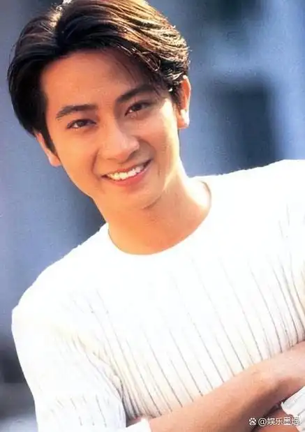 他因一句"钓鱼岛是中国的",惨遭封杀20年,如今复出过得怎么样