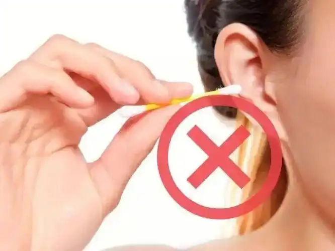 用棉签掏耳朵到底好不好