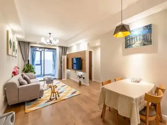 长沙雨花区建发中心公园两居室精装修