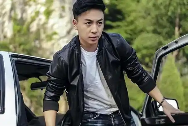 回顾10位过气明星状态:有人蜗居县城,有人大病初愈,有人被唾弃