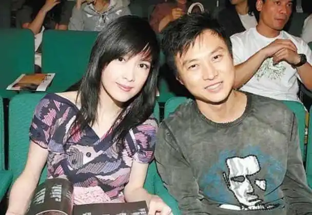 尽管倪震多次选择隐忍,但这并未能阻止他继续前行.