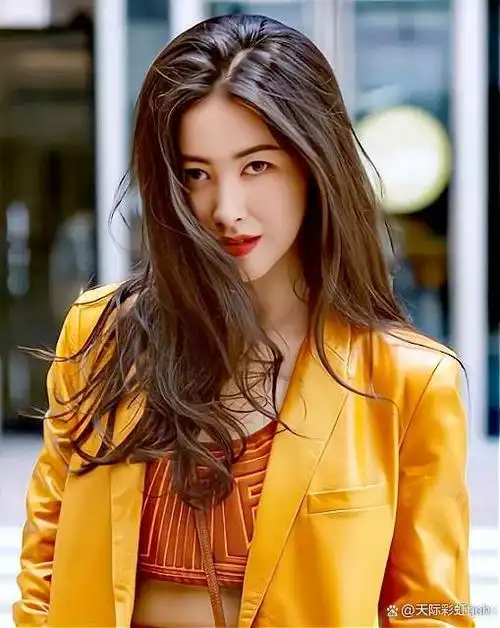 朱珠,中国内地80后女演员,双语主持人