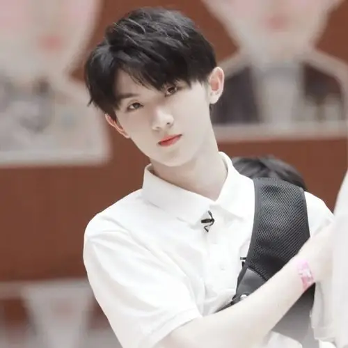 tnt时代少年团马嘉祺头像怎么说呢感觉他有点