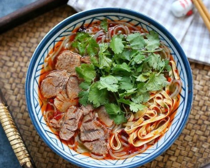 在彬州开家牛肉粉丝汤店利润怎么样开店6年真实赚钱经验