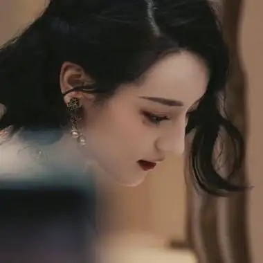 迪丽热巴稀有头像新版的迪丽热巴照片高清头像图片