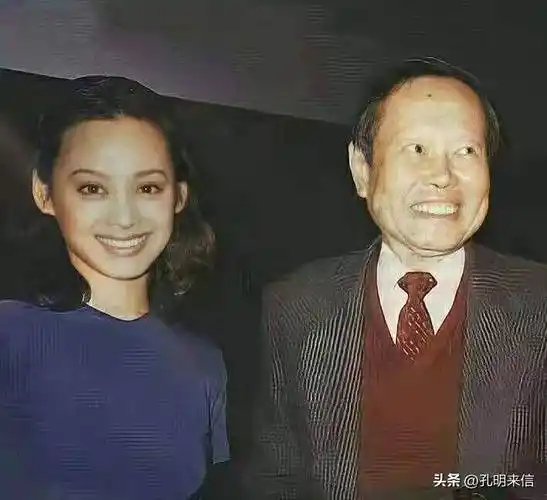 原创宁静和姜文传绯闻25岁嫁给美国前夫52岁依旧追求自由