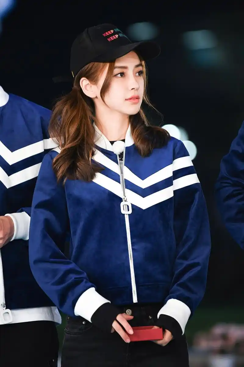 angelababy《奔跑吧》痛失资格落泪 为团队拼搏坚守跑男精神9