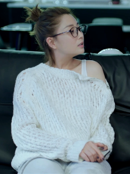 9368#正青春殷桃林睿同款白色破洞镂空毛衣女针织衫