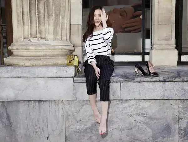 歌手汪小敏近照汪小敏写真图片