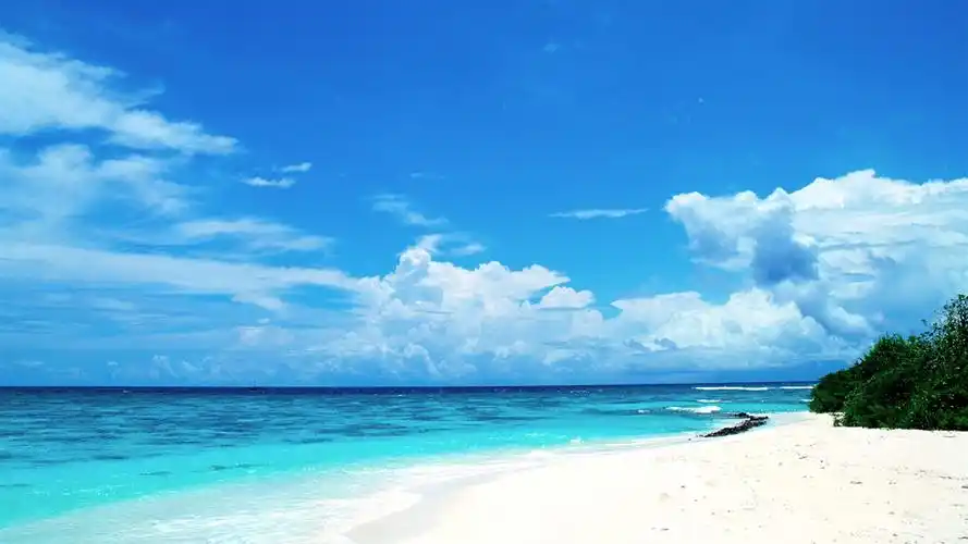 马尔代夫海滩夏天壁纸