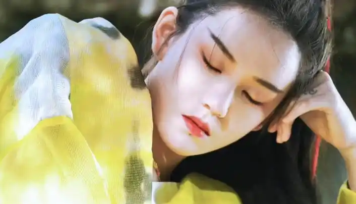 原创陆柯燃长发古装造型这么好看网友有东方不败的感觉了