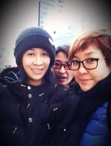 梁静,李静,那英