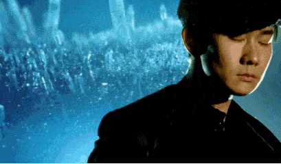 林俊杰帅哥闭眼思考gif动图_动态图_表情包下载_soogif