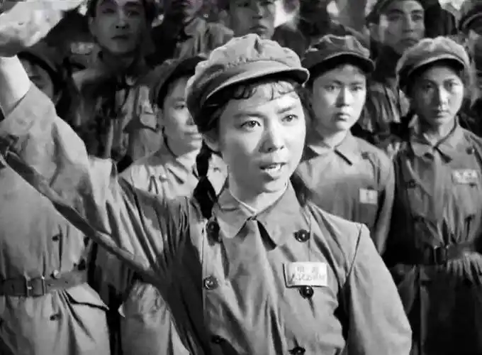 【老电影经典场面解读】《英雄儿女》—— 英雄赞歌,不朽传奇