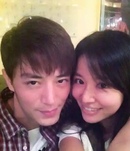 为什么霍建华会娶一身黑料的林心如?这可能是老干部的独有的爱