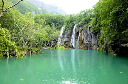 游长白山绿渊潭