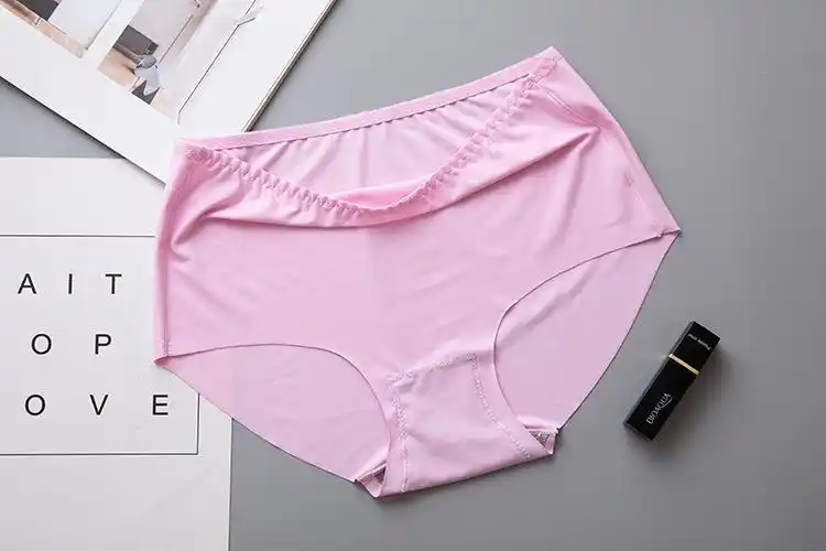 淘宝爆款无痕低腰夏季冰丝女士内裤清凉触感三角裤