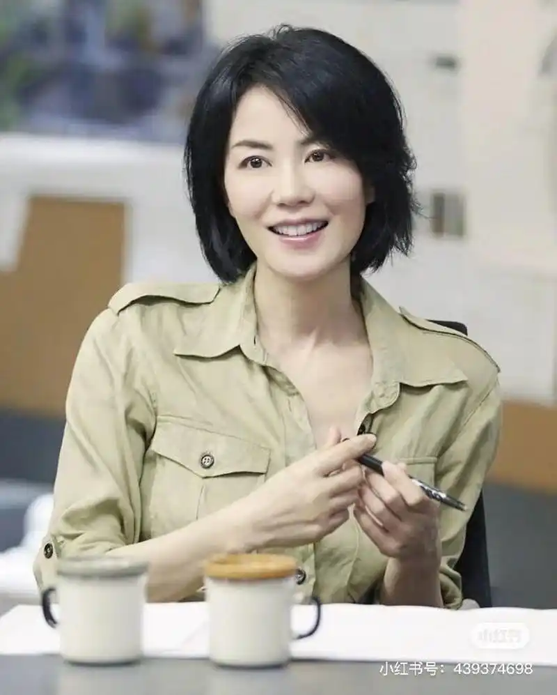 生活|极简&王菲的短发 五十岁生日过后 我决定 人生开始做减法 92