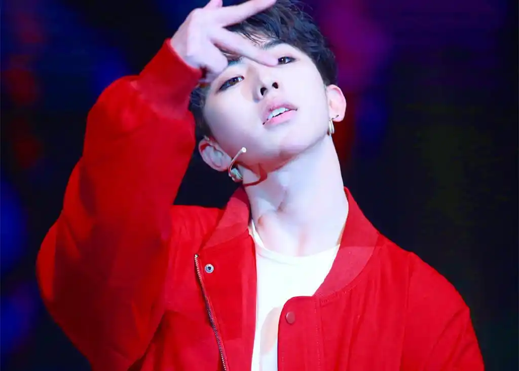 蔡徐坤高清壁纸 桌面_蔡徐坤桌面