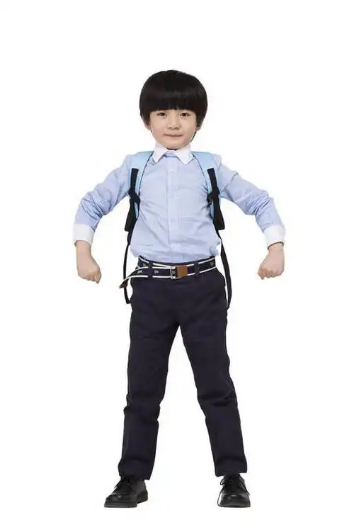 东方人,儿童,背,一个人,学生,站,竖图,彩色,室内,白天,留白,抠图,白色