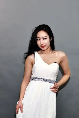 初次棚拍一组专业模特