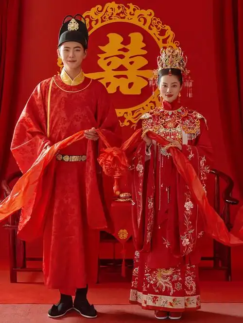 感15分分钟变成古装剧大女主-拍同款婚纱照点击上方【立即咨询】 即