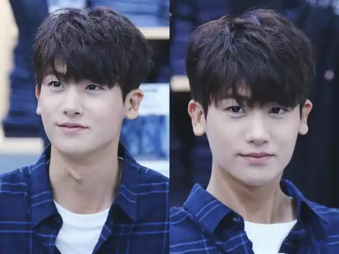 男生发根蓬松定位烫发型图片 好看的男生烫发-纹理烫发型-帅哥发型网