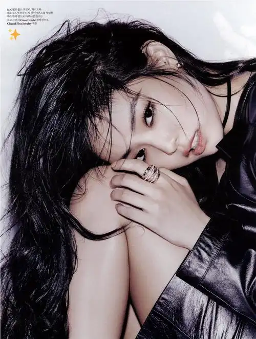 jennie 官方&扫图&杂志